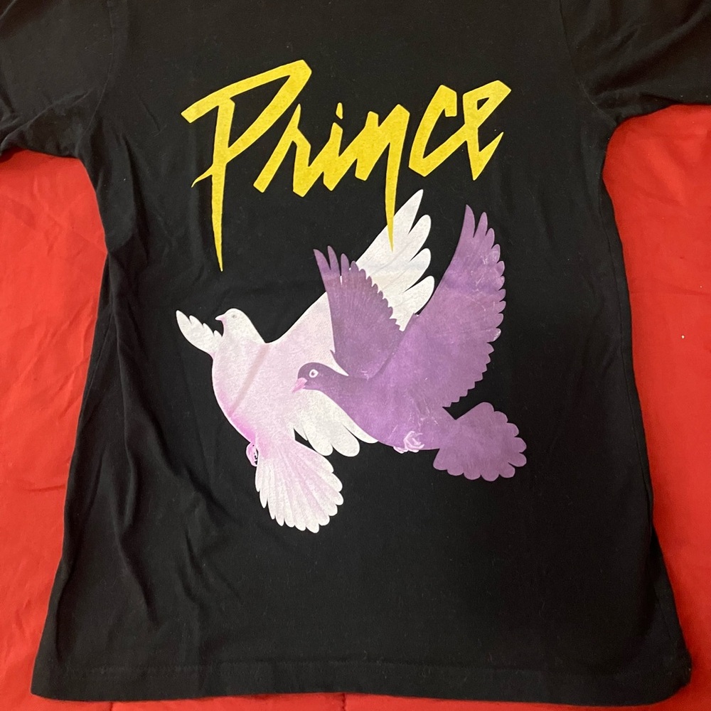 Prince Black Graphic Tee Size Small